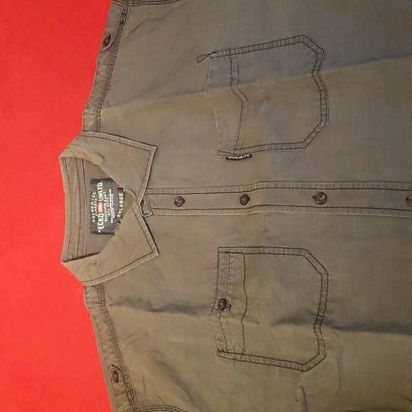 Lot of 2 Mens XXL gray and light gray short sleeve button up shirts by Marc Ecko - Picture 8 of 9